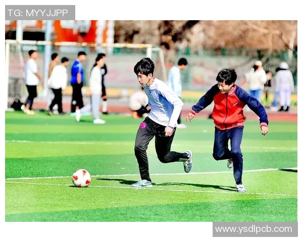 跑男节目中的足球明星们如何在综艺与竞技中展现多面魅力